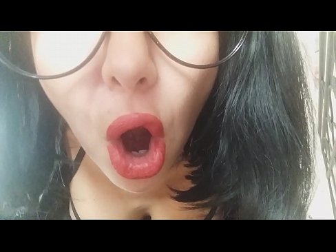 ❤️ E ka mea aloha, ʻaʻole ʻae kou makuahine e hele i ke kula i kēia lā... makemake nui au iā ʻoe... ️ Porn video ia makou
