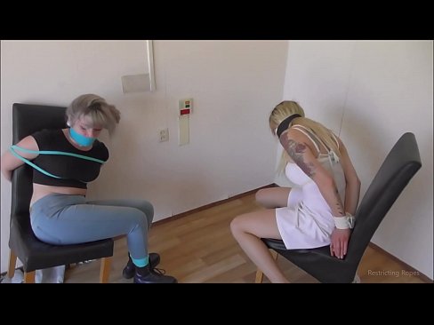 ❤️ Hoʻopili / nakinaki ʻia a nakinaki / kaikamahine i ka pilikia ️ Porn video ia makou